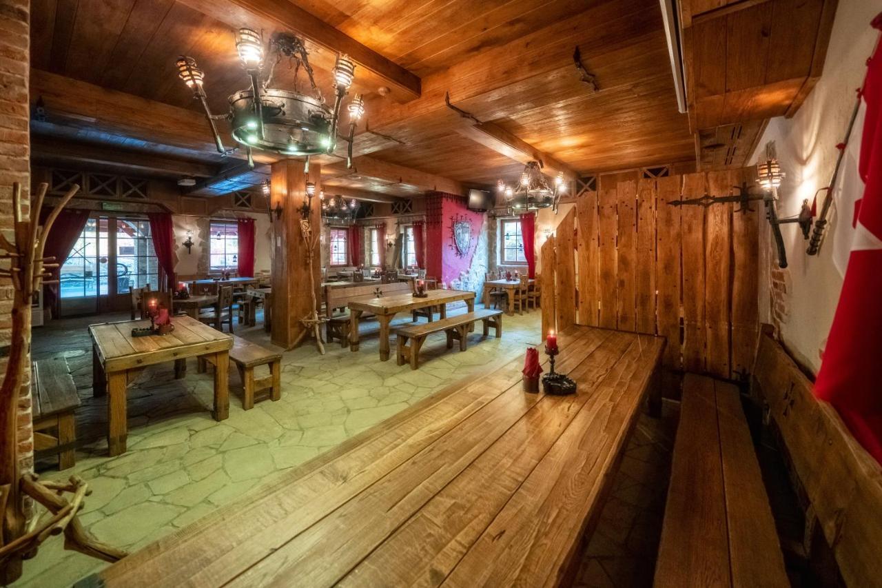 Pokoje W Oberzy Czarny Gron Rzyki Esterno foto