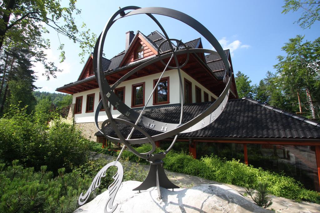 Pokoje W Oberzy Czarny Gron Rzyki Esterno foto